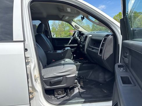 Used 2014 RAM 2500 ST AWD/4WD image 14