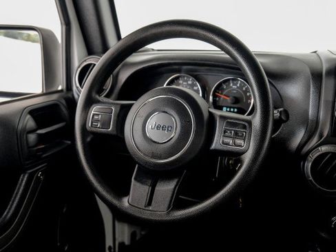 Used 2017 Jeep Wrangler Unlimited Sport AWD/4WD image 11