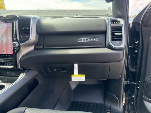 New 2026 RAM 1500 Big Horn AWD/4WD image 32