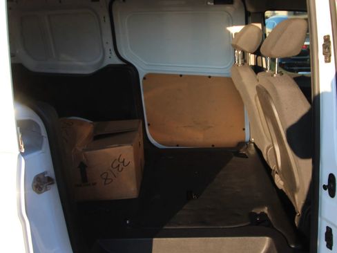 Used 2014 Ford Transit Connect XL image 11
