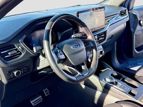 Certified 2023 Ford Escape ST-Line w/ Tech Pack #1 image 4