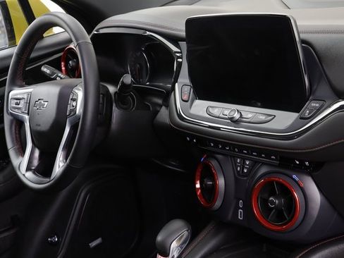 Certified 2024 Chevrolet Blazer RS w/ Driver Confidence II Package image 22