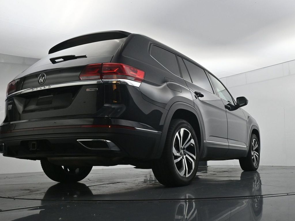 Used 2022 Volkswagen Atlas SEL AWD/4WD image 39