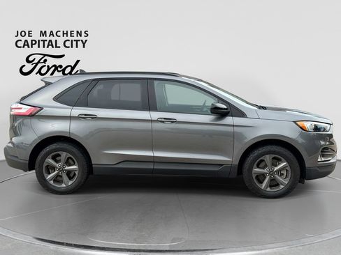 Used 2023 Ford Edge SEL AWD/4WD image 3