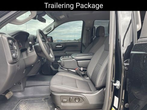 Used 2022 Chevrolet Silverado 1500 Custom Trail Boss AWD/4WD image 12