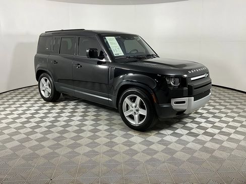 Used 2021 Land Rover Defender 110 SE image 6