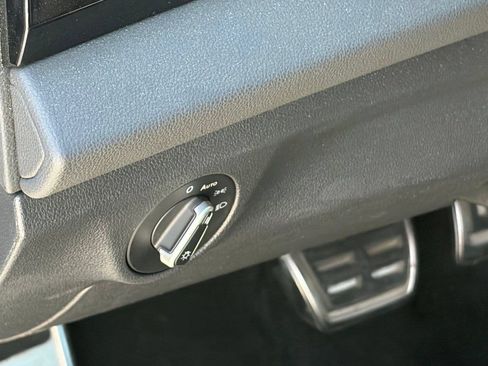 Used 2025 Volkswagen Jetta Sport FWD image 7