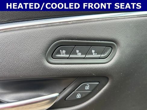 Used 2021 Cadillac Escalade ESV Premium Luxury w/ Driver Assist Tech Package image 6