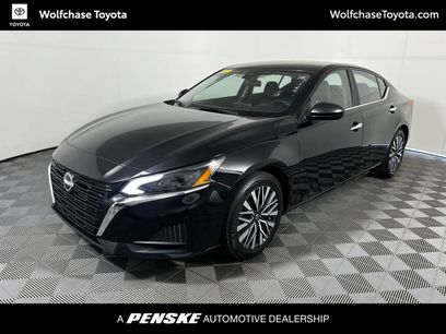 Used 2024 Nissan Altima 2.5 SV