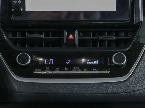 Used 2024 Toyota Corolla LE FWD image 20