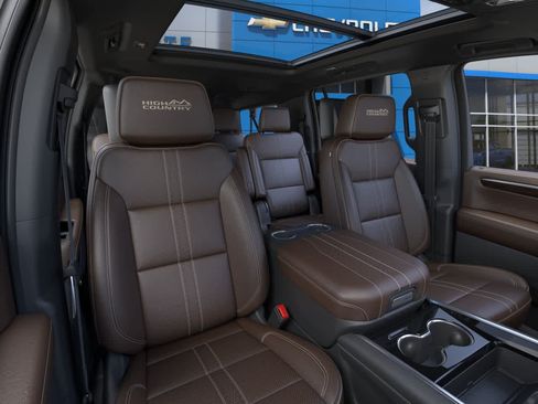 New 2026 Chevrolet Suburban High Country AWD/4WD image 16