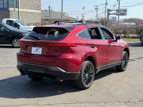 Used 2024 Toyota Venza Nightshade image 8