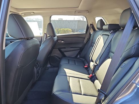 New 2026 Nissan Rogue SV image 8