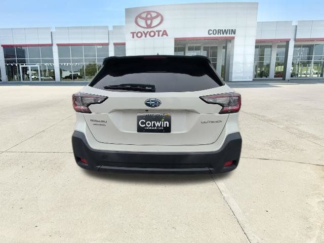 Used 2023 Subaru Outback Premium AWD/4WD image 4