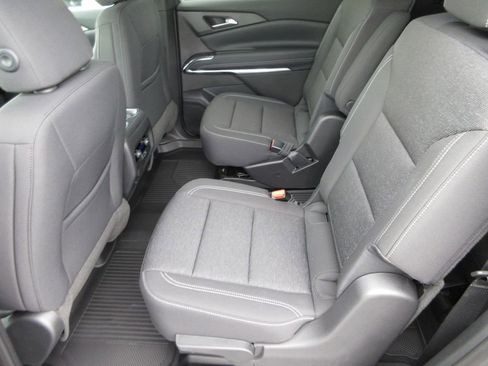 New 2026 Chevrolet Traverse LT w/ Driver Confidence Package FWD image 12