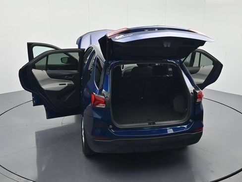 Used 2023 Chevrolet Equinox LS w/ LS Convenience Package FWD image 44