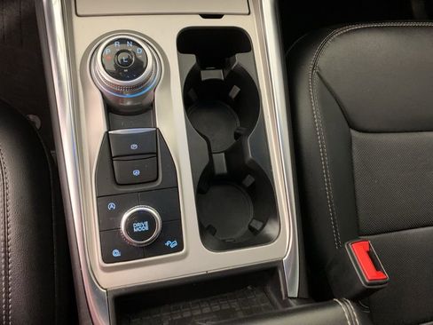 Used 2023 Ford Explorer Limited w/ Equipment Group 301A image 28