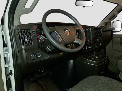 Used 2024 Chevrolet Express 2500 w/ Driver Convenience Package image 9