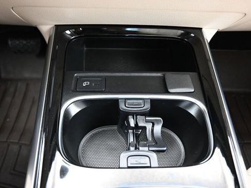 Used 2021 Mercedes-Benz GLA 250 4MATIC image 24