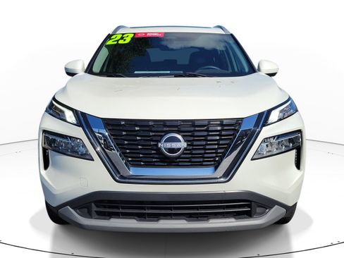 Certified 2023 Nissan Rogue SV w/ SV Premium B Package FWD image 2