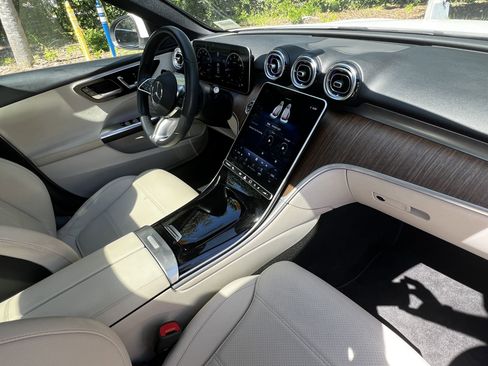 Used 2023 Mercedes-Benz C 300 Sedan image 46