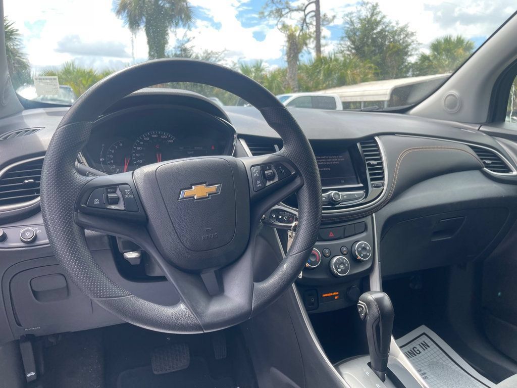 Used 2021 Chevrolet Trax LS w/ Tint and Cruise Package FWD image 14