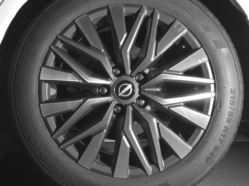 Used 2025 Nissan Altima 2.5 SV image 14