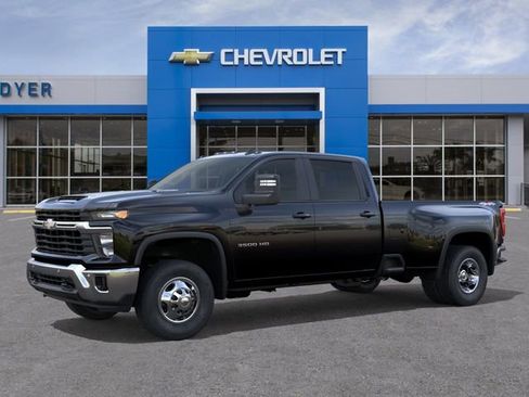 New 2026 Chevrolet Silverado 3500 LT w/ All Star Edition AWD/4WD image 2