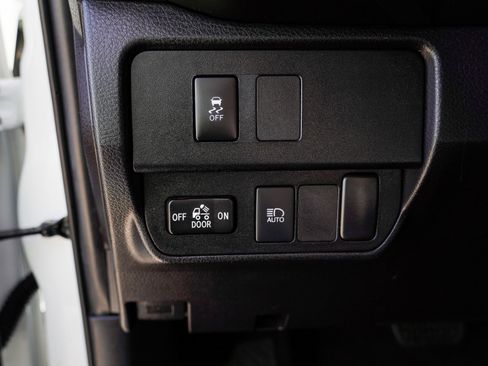 Certified 2022 Toyota Tacoma SR image 19