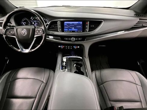 Used 2023 Buick Enclave Essence w/ Experience Buick Package AWD/4WD image 18