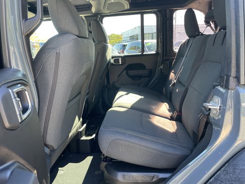 Used 2025 Jeep Wrangler Sport S w/ Convenience Group image 26