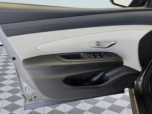 Certified 2025 Hyundai Tucson SEL image 10
