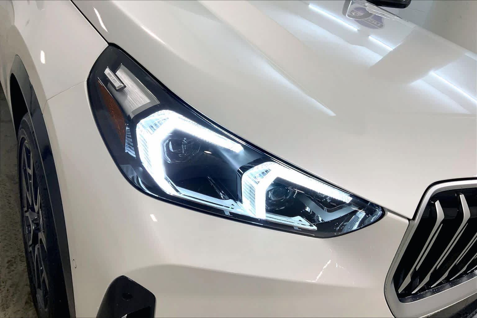 New 2026 BMW X1 xDrive28i w/ Technology Package AWD/4WD image 13