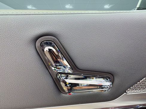 New 2026 BMW i7 xDrive60 w/ Executive Package image 18