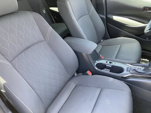 Certified 2025 Toyota Corolla LE FWD image 15