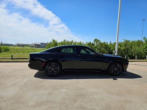 New 2026 Dodge Charger R/T AWD/4WD image 7
