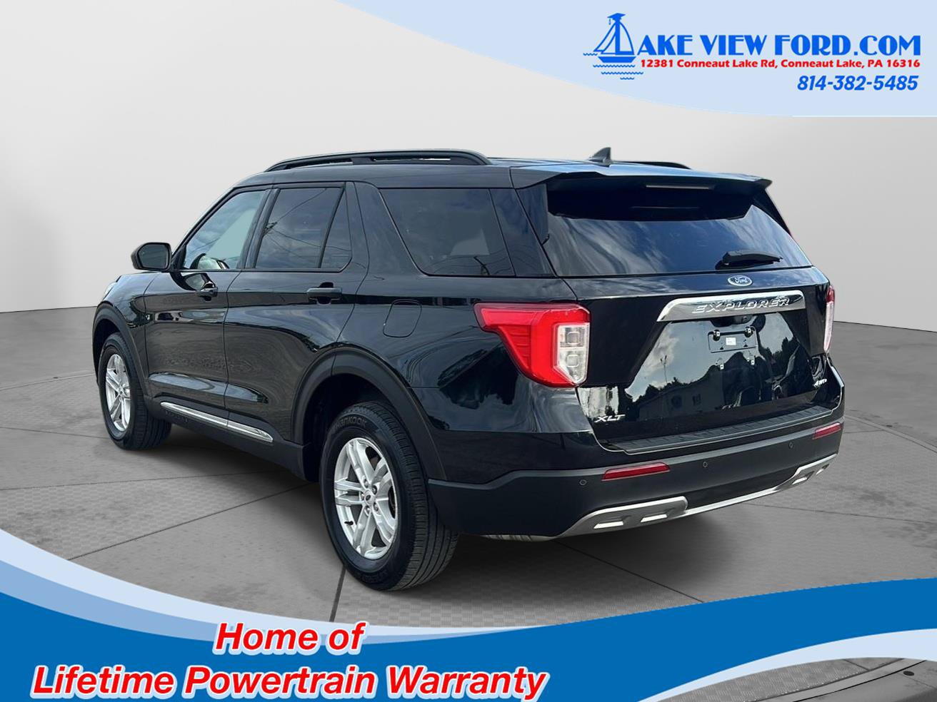 Used 2023 Ford Explorer XLT w/ Equipment Group 202A AWD/4WD image 6