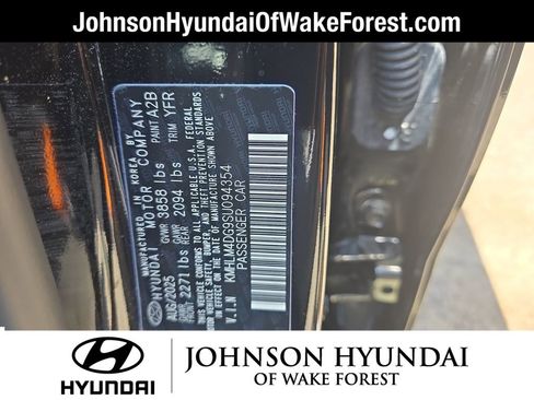 Certified 2025 Hyundai Elantra Sport image 42