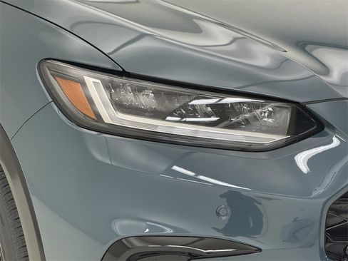 New 2026 Honda HR-V EX-L image 5