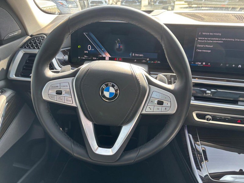 Used 2025 BMW X7 xDrive40i AWD/4WD image 15