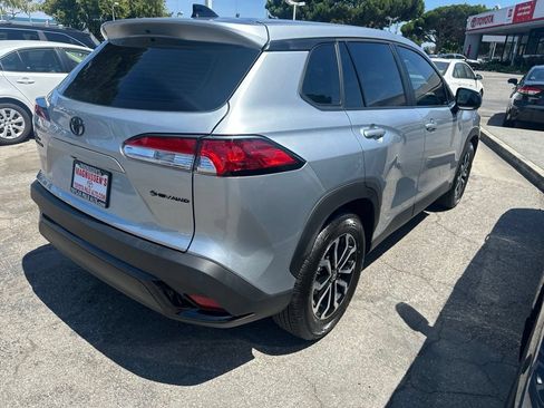Certified 2025 Toyota Corolla Cross AWD Hybrid image 4