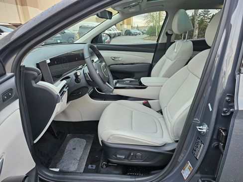 New 2026 Hyundai Tucson Limited image 18