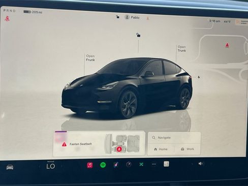 Used 2024 Tesla Model Y Long Range image 28