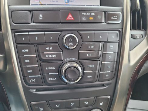 Used 2016 Buick Verano Leather w/ Experience Buick Package FWD image 33