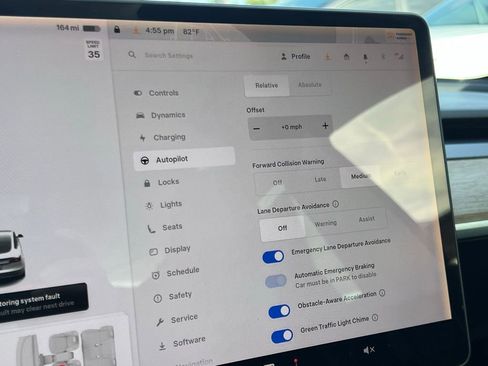 Used 2021 Tesla Model 3 Standard Range Plus image 39