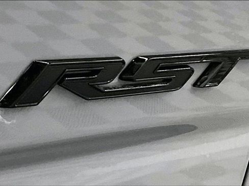 Used 2024 Chevrolet Silverado 1500 RST w/ Convenience Package II image 8