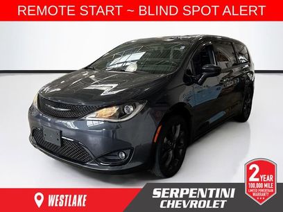 Used 2020 Chrysler Pacifica Touring w/ S Appearance Package