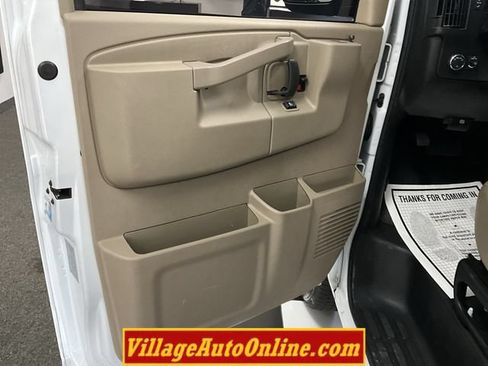 Used 2023 GMC Savana 3500 w/ Driver Convenience Package RWD image 12