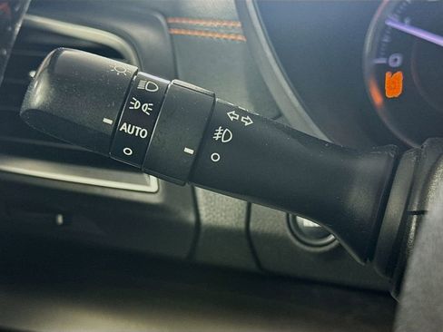 Used 2020 Subaru Crosstrek 2.0i Limited w/ Moonroof Package image 12