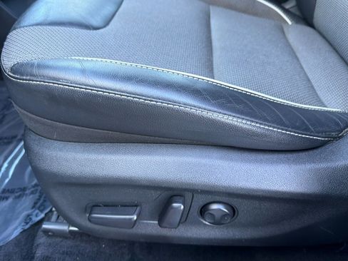 Used 2020 Kia Niro EX image 14